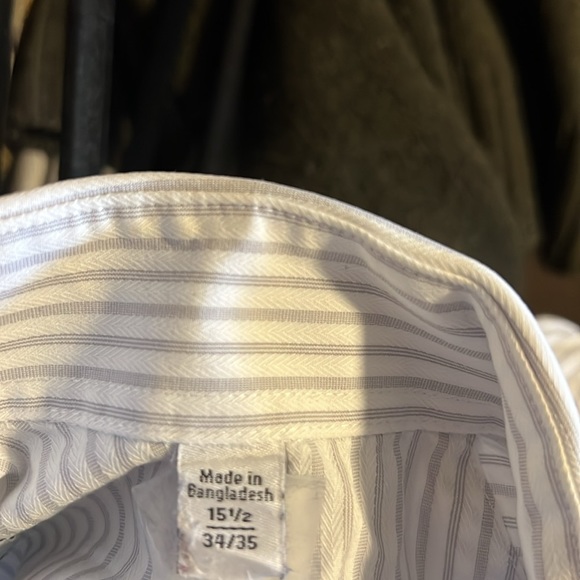 Calvin Klein Classic White with Light Gray Stripes Regular-Fit Dress Shirt! - Picture 9 of 9